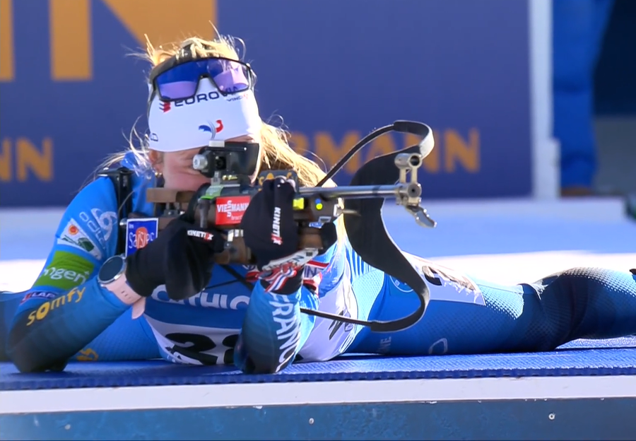 Biathlon - Justine Braisaz si impone nell'individuale di Anterselva. Wierer buon 5° posto