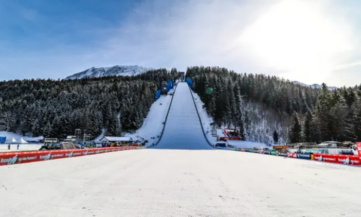Salto con gli sci – Timi Zajc si candida per l’oro ai Mondiali di volo dopo le prime due serie. Il migliore italiano è Bresadola 14°