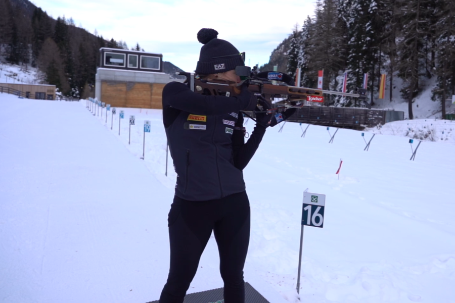 VIDEO, Biathlon - Alla scoperta del tiro con Karin Oberhofer