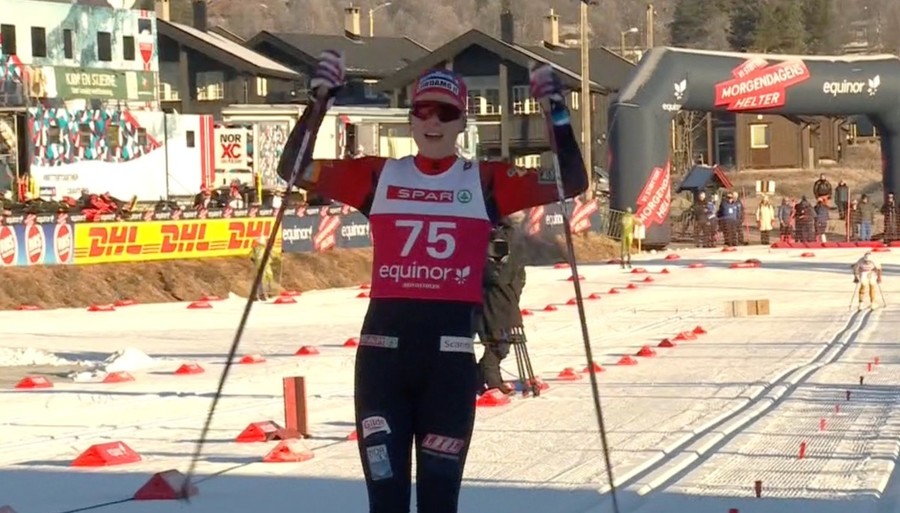 Sci di Fondo - Anne Kjersti Kalvå domina la 10 km di Beitostølen; Østberg torna ed è terza!