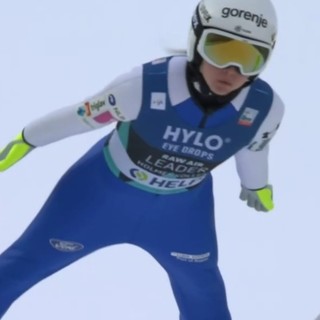 Salto con gli sci - Ema Klinec vince ad Oslo, Pinkelnig ancora in difficoltà