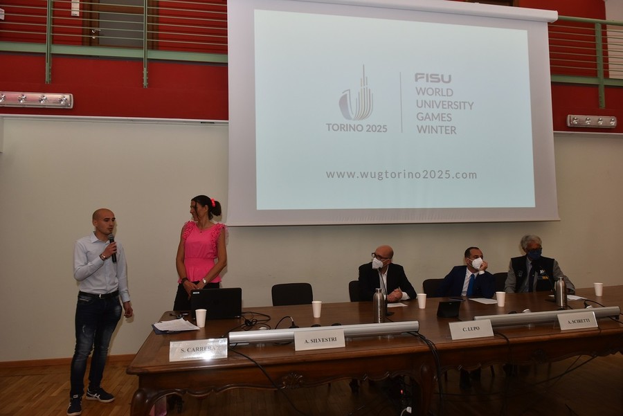 Premiato Matteo Belletti, autore del logo delle Universiadi di Torino 2025