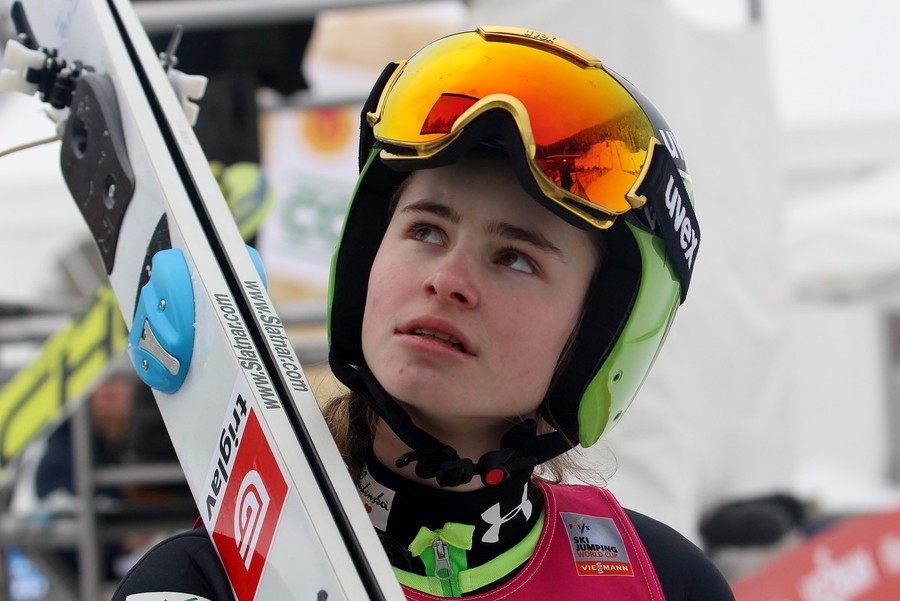 Salto con gli sci – Nika Kriznar vince con facilità la qualificazione di Zao. Qualificazione alla gara per tutte le italiane