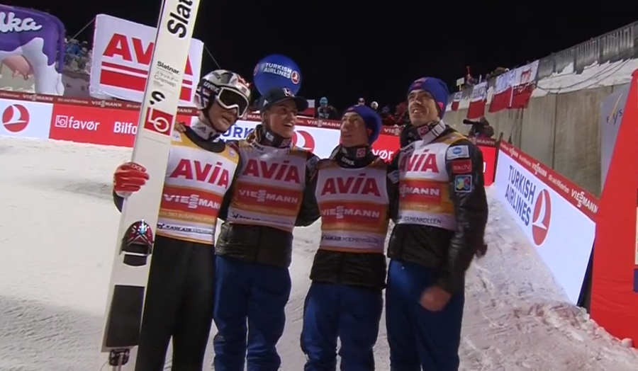 Nella foto il quartetto norvegese che attende la conferma della vittoria.