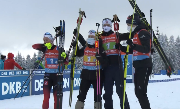 Biathlon - A Oberhof è della Norvegia la prima stafetta mista stagionale. Settima l'Italia