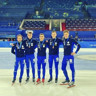 Short Track - Sul ghiaccio olandese di Dordrecht l'ultima tappa stagionale del circuito mondiale