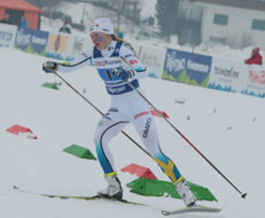 Sci di fondo - Coppa del Mondo: Jonna Sundling svetta nella qualificazione della sprint TC a Canmore. Out Monsorno e Ganz.