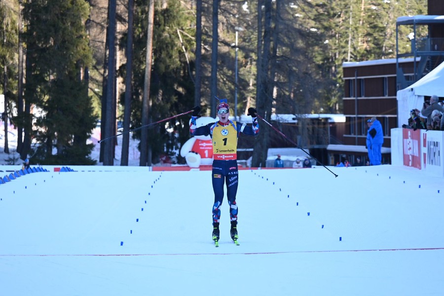 Biathlon – Johannes Boe è tornato e guida la terza tripletta norvegese della stagione. Giacomel migliore azzurro 9°