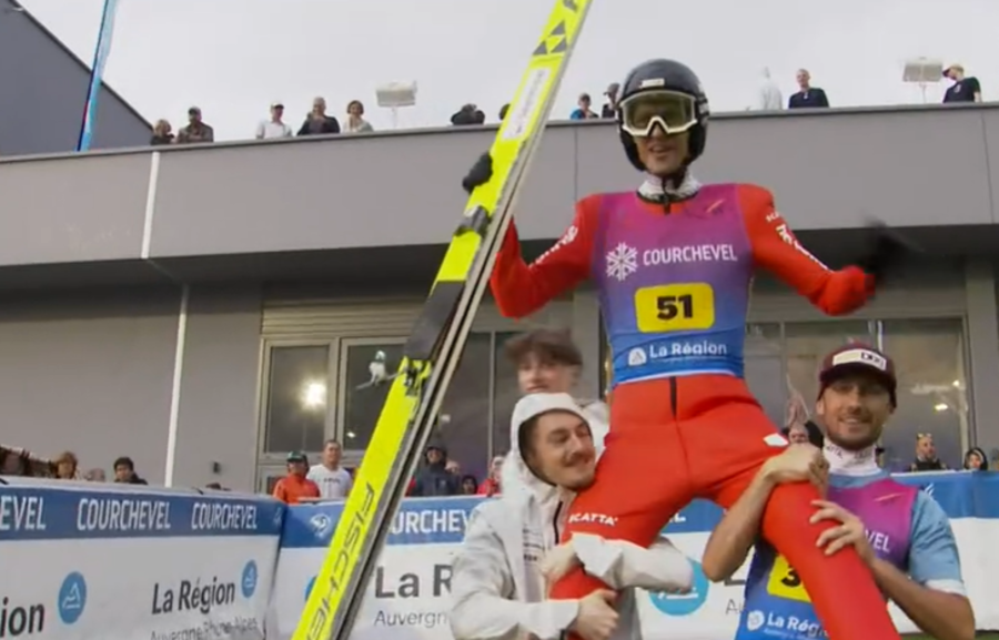 Salto con gli sci - Deschwanden torna alla vittoria nel Grand Prix a Rasnov, storico podio per la Turchia