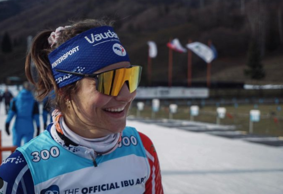 Biathlon - Gilonne Guigonnat: “Allenarsi con ragazze che monopolizzano il podio in inverno è una grande spinta”