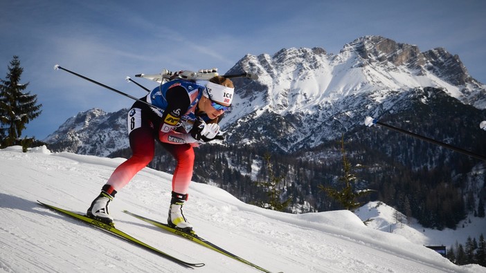 Biathlon - Eckhoff domina la mass start, Öberg è seconda ma Wierer limita i danni