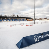 Biathlon - Pista ghiacciata e curve strette, quante cadute a Otepaa: la finlandese Rainio costretta al ritiro