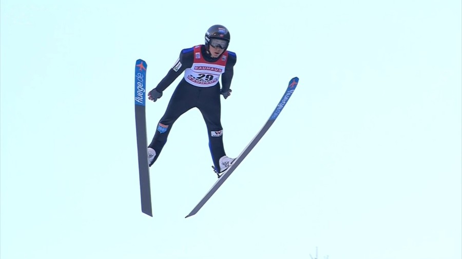 Jarl Magnus Riiber protagonista degli ultimi salti di allenamento su Normal Hill a PyeongChang
