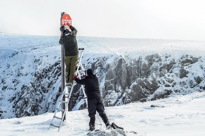 L’alpinista e dottoressa Paola Gigliotti invita ad evitare di sciare ora