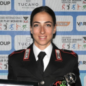 Lisa Vittozzi con la divisa deil'Arma dei Carabinieri