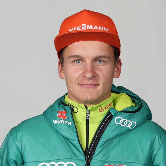 Combinata nordica – Julian Schmid sogna Milano-Cortina: “Obiettivo medaglia, in squadra ci spingiamo a vicenda”