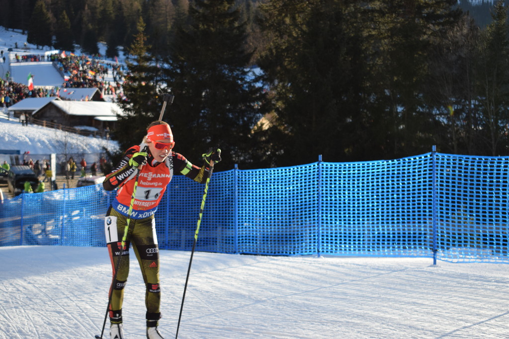 Biathlon – Marie Dorin Habert omaggia Dahlmeier: “Era una grande atleta, ho imparato molto da lei”
