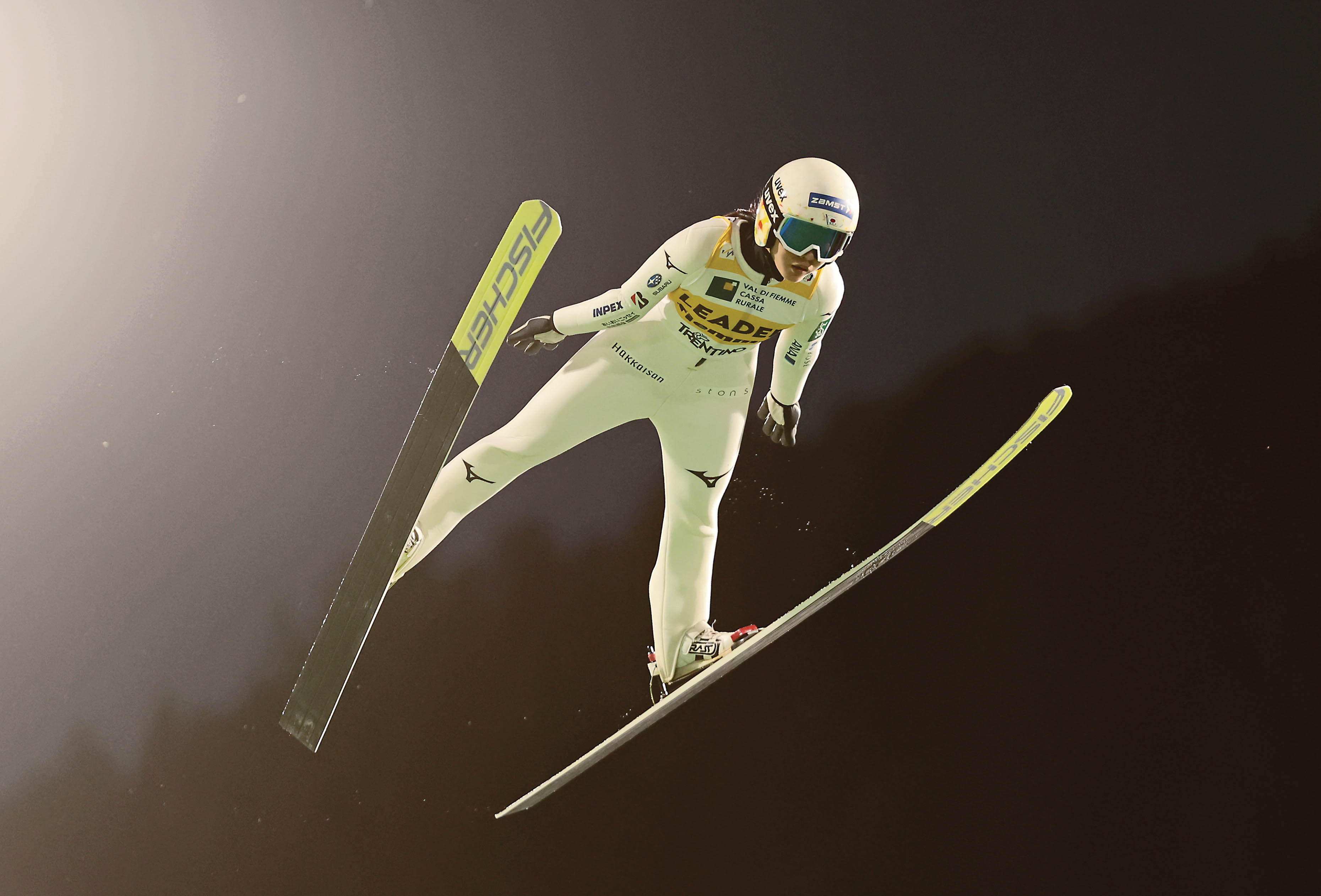 Salto con gli sci – A Lillehammer sventola ancora la bandiera del Giappone: prima vittoria in Coppa del Mondo per Maruyama, top 20 per Sieff.