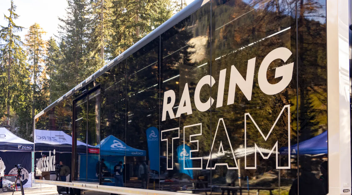 Biathlon – La Svizzera debutta il suo primo truck per la sciolinatura