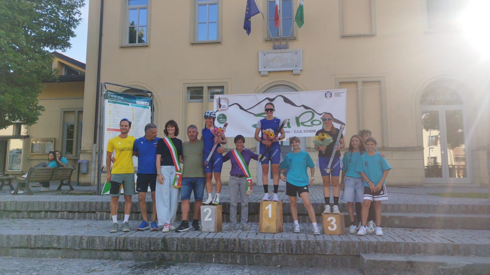 Il podio femminile del Trofeo Penne Nere